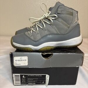 Jordan Air Jordan 11 Retro Cool Grey 2010 4Y Athletic Sneakers Gray White